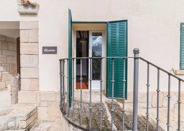 Apartamentos Rurales El Colvillo